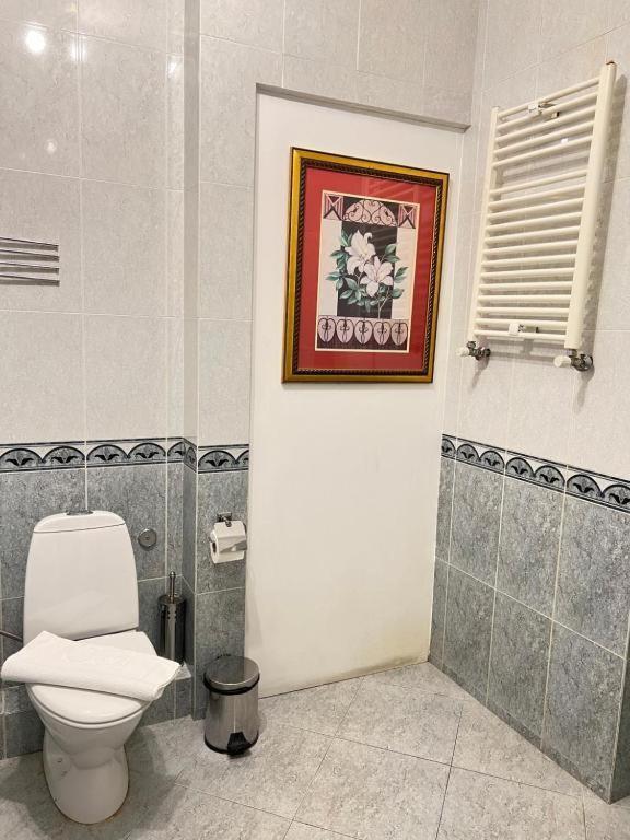 Piccolo Casa Bella Hotel Tbilisi Bagian luar foto