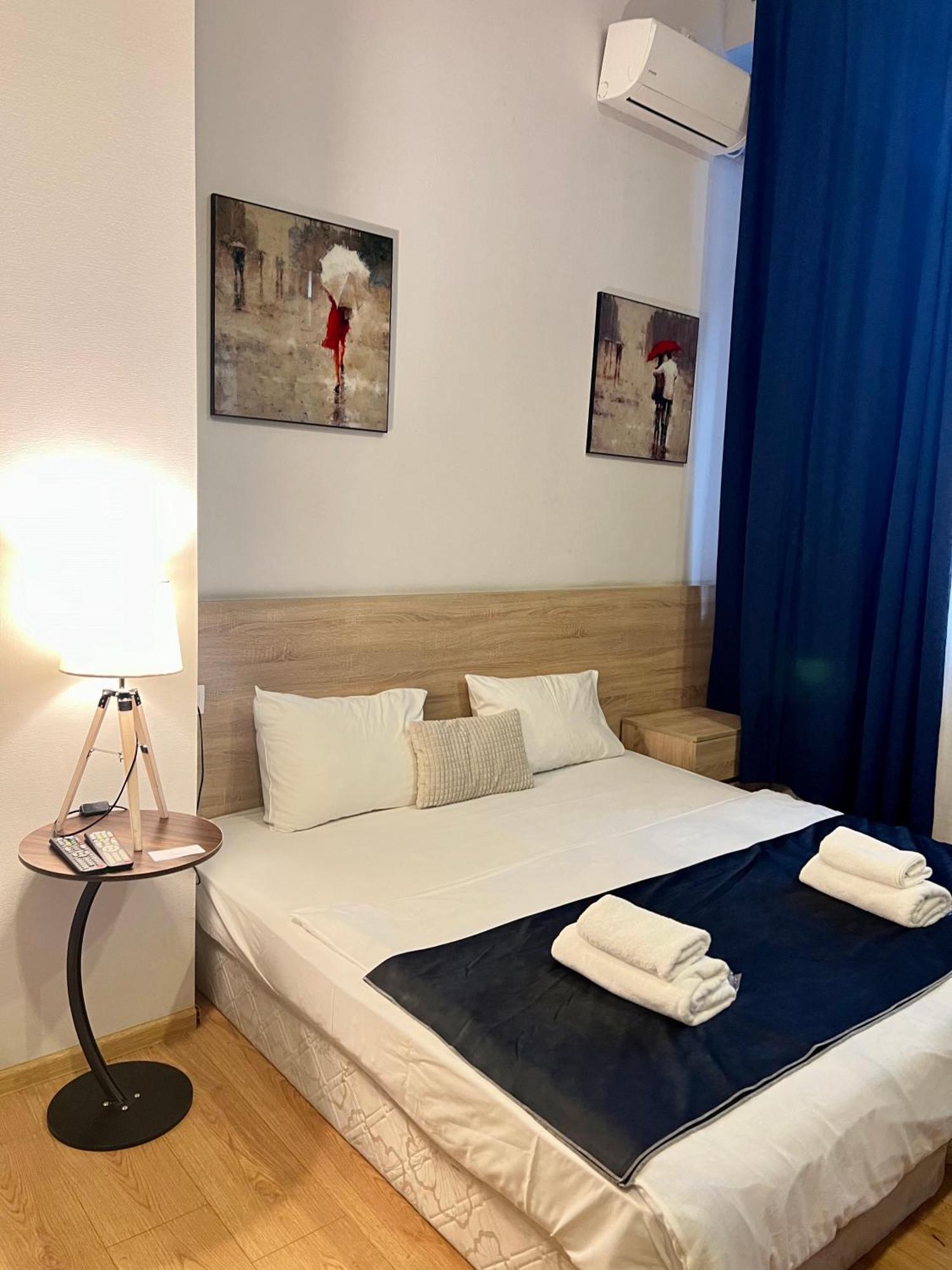 Piccolo Casa Bella Hotel Tbilisi Bagian luar foto